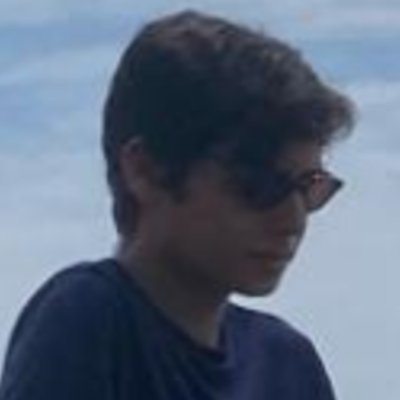 ・CEO da Noodles Picante 🍝
・Apaixonado por Astronomia e Produções Audiovisuais 🪐🎥
・Eterno pinguim 🐧(Club Penguin since 2011 💙)