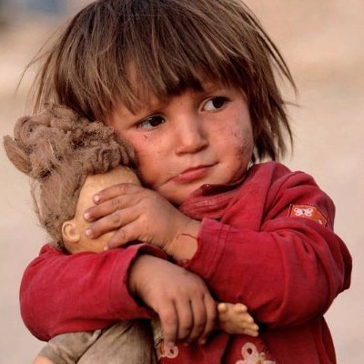 claritaluli's profile picture. #BrainFog
El que tapa sus oídos a los gritos del necesitado no recibirá respuesta cuando él mismo llame. –Proverbios 21:13 –