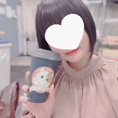 とあるお店のセラピストです🥰  たくさんいろいろな人を癒したいと考えています(ﾉ)*´꒳`*(ヾ)︎💓　どうぞよろしくお願いいたします(*´꒳`*) 所属しているお店やつむぎのことは、以下のLitLinkから確認してくださいね🥰