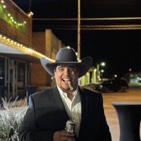 Emilio Perez (@perezemilio17) 's Twitter Profile Photo Emilio Perez (@perezemilio17) 's Twitter Profile Photo