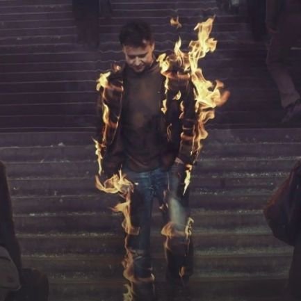 theavadheshsahu's profile picture. Born As Poor But Die Like A King 🤴