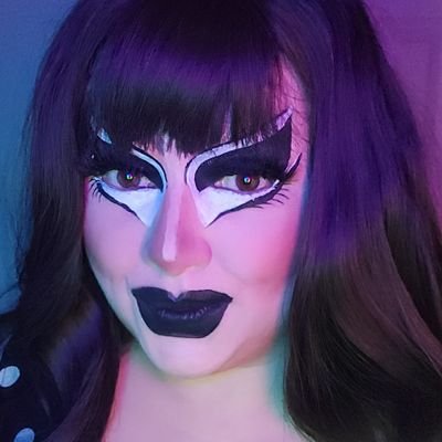 she/they | nonbinary | queer | visual artist | drag | current obsession: hellaverse stuff | 32✨️| MDNI 🔞