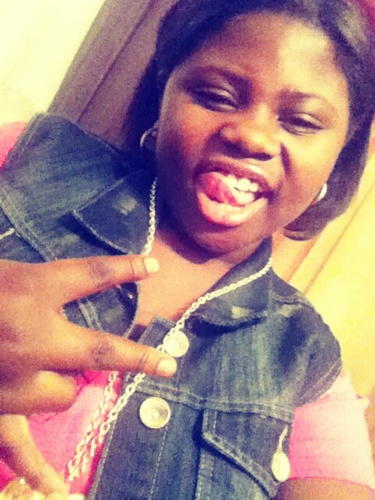 #TeamHTC #TeamPhat #TeamPretty ==== Follow Mee , Be Sure To Mention Me For a Follow Back & Ill Be Sure To Follow Back :)
