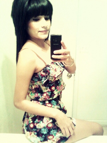 i love dancing .