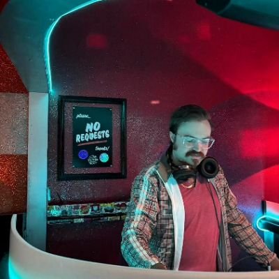 bluelinegay's profile picture. Fruity and Chewy
And rarely on here