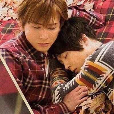 06年。図書委員。堂本派。片方アンリー、過激オンリーお断り。多分見る専。めっちゃリポストする