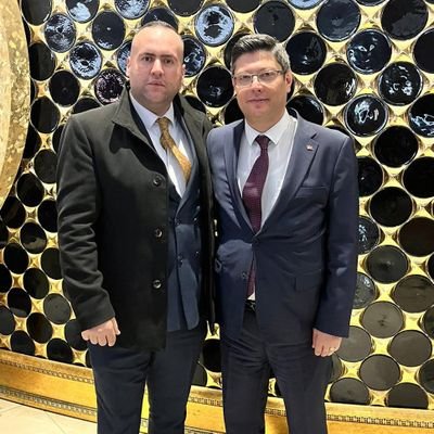 OzgurVardar34's profile picture. •B/S/H/ EV ALETLERİ BAŞTEMSİLCİSİ