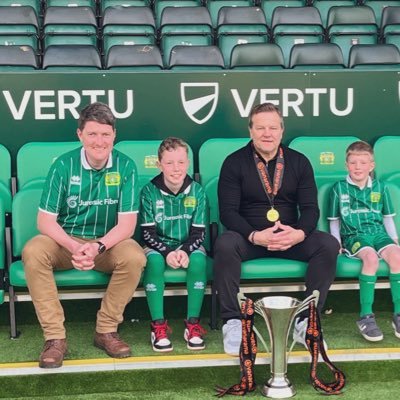 Married, Dad, Part-Time Cyclist, Grassroots ⚽️ Coach, YTFC Fan. Mind how you go. 💚