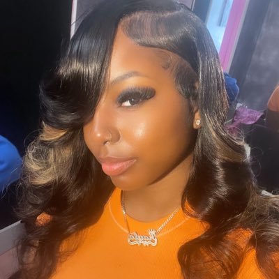 kaylataraji's profile picture. 