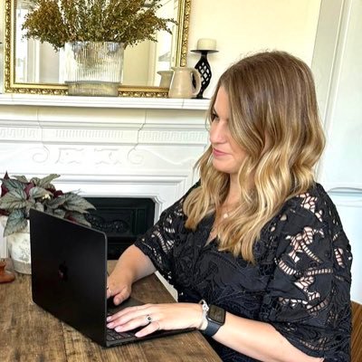 I’m Katie, I produce engaging UGC for brands looking to create genuine connections with their audience, ultimately driving sales growth imkatiemasters@gmail.com