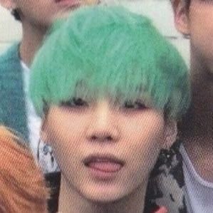 Swag0w0's profile picture. ୨   ׅ    ׄ    𝗺𝘆𝗴     ʾ  ׅ   ᗢ
      ─ ﹫𝖺𝗀𝗎𝗌𝗍𝖽 ♩﹒ ⋆
          𝟫𝟥   ★  📼  ! 
   🎙️  ⨾  🅗𝗮𝗲𝗴𝗲𝘂𝗺   !!