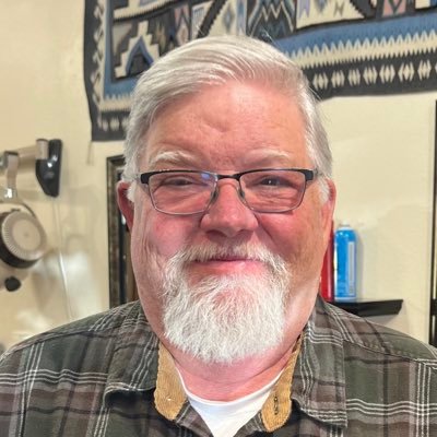 Husband, ranch hand, retired cardiologist, USAF veteran O-5, KC Chiefs fan since 1965, THFC, Patriot Guard Rider. Social media influencer. #chiefskingdom #COYS