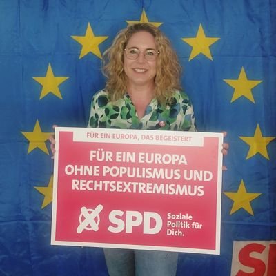 ❤️Lebe ❤️Liebe ❤️Lache❤️ 
 öD- #noafd #SPD ❤️ Stadträtin 🏫

Ja, ich blockiere, wenn es notwendig ist!
 🦋https://t.co/mr0k1vTjko