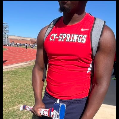 Cypress Springs High school 6’2 255DE /TX Class of 2026 3.37gpa / 315 bench 415 squat /4.98 40/8327959387