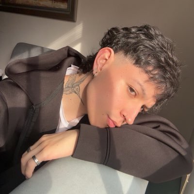 whoisimoon's profile picture. 