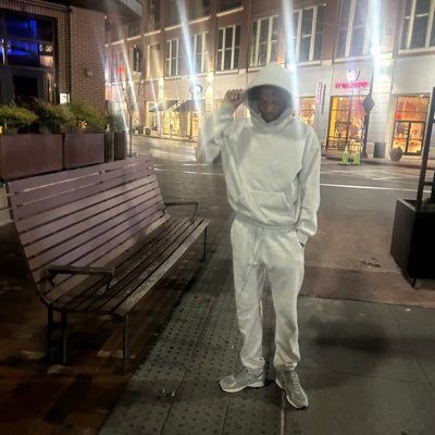 LoganRainge10's profile picture. 