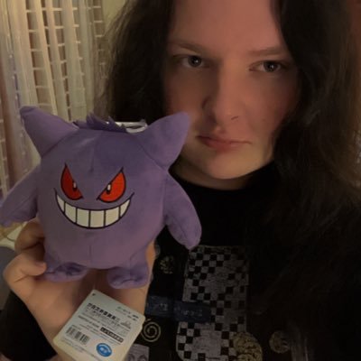 17 - world’s worst VGC player - gengar’s #1 fan - he/they/she