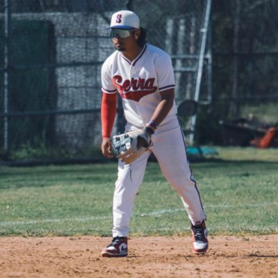 Junipero Serra High School / CO’24 / MIF, OF/ 5”9 / 170lbs