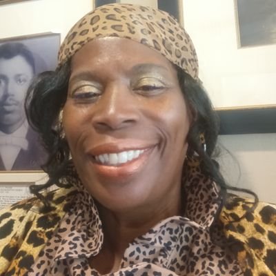 #ADOS Screenwriter Miss Cleopatra Bell seeking employment  and creating opportunities  https://t.co/81v2w9gab7