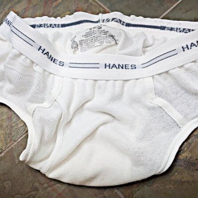 dcsa86's profile picture. An exhibitionist sub's blurred mix of fantasy and reality.. Usually in the DC area. 18+ only (Check out https://t.co/AgZ0FaRnxu for tons of older pics)