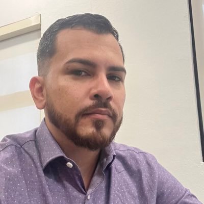 🇵🇷Puertorriqueño. Tengo mucho que escribir, y poco espacio en un tweet.