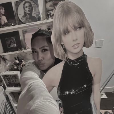 24 ✨🪩🐉💜🇨🇦 | eras 7/22 12/08 | my world revolves around Taylor Swift and my dog