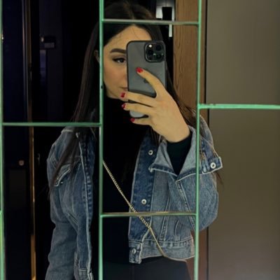 Roshhrz's profile picture. 🚶🏻‍♀️