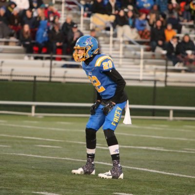 #12 LB in🇨🇦C/O 2025//6’2 180 //40YD 4.7(L)// 2023 Metro-AllStar// U18 Team Alberta OLB #24//Bev Facey Senior // #11 OLB// teaganap27@icloud.com// 587-989-9785