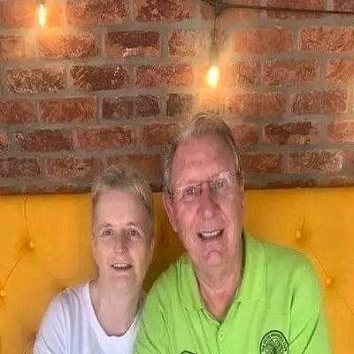Elaine 52 Celtic Daft looking for Celtic fans to chat with in a relationship that's all really