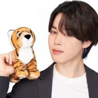 EVE (@purplecollector) 's Twitter Profile