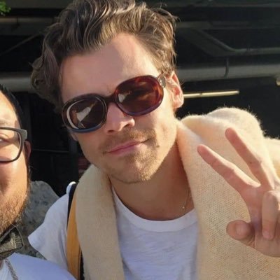HRRYClNEMA's profile picture. moved @lomlsott