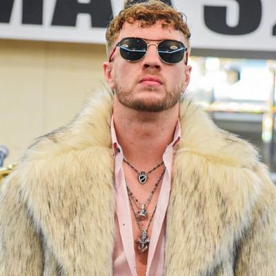 Rising up to the sound of your name in the crowd, make your way through the crown and remember that sound.  ┊ Will Ospreay mature commentary.