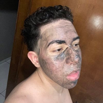 Itsmarcosjuni0r's profile picture. • 20