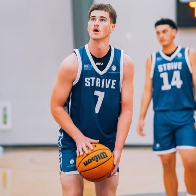 6’5 3/4 | Class of 2024 | 3.20 GPA | All saints Anglican School | Australia🇦🇺| contact : baileyjames351@hotmail.com https://t.co/eBjOOyztqE