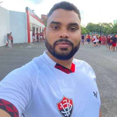 Criador de conteúdo FIFA no PS5. 🎮. REDES SOCIAIS 
   https://t.co/Rs8cKxN9EM