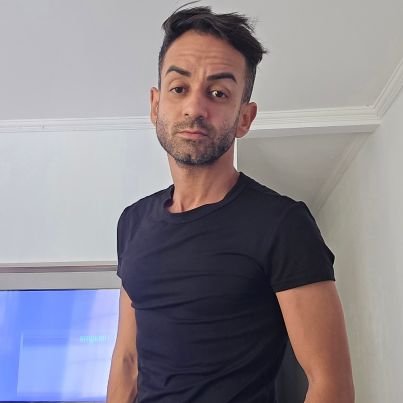 Sonhe como se fosse viver para sempre. Viva como se fosse morrer hoje.