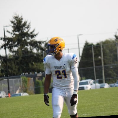 C/O 2024 | handsworth secondary school | ATH/ RB/LB | 6’4 210 lbs | 40 yd 4.8 seconds | GPA 3.6 | email:taighoneyarpovey@gmail.com https://t.co/TMGXuZgP38