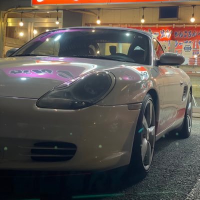 skmkhsm's profile picture. 妻と子3人、986、30後期アルファード、ノートを養っています。オープンカーが好きです。