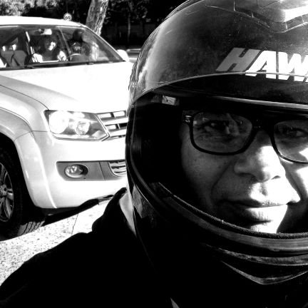 Que sea sorpresa / Rock&Roll/Libros/Motos / 6ta. Cuenta.
¨detén tus pasos lógica, no pretendas que se hagan pesimistas los idiotas¨. Pedro Palacios Almafuerte