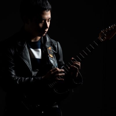 BerkleeNYC ‘23 M.A. | Berklee College of Music ‘22 B.M. Magna Cum Laude | 기타, 작곡, 편곡, 프로듀싱, 믹싱, 마스터링, 음악 교육, AI, 웹개발, 음향 장비 설계 | Chromatic Utopia @c_u_official