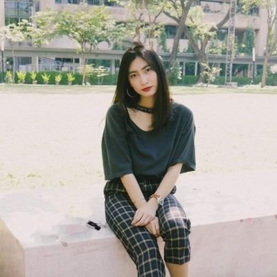 I'm (she/her) Fahsai or shortly called Fah.
Plays: The Sims Mobile (mainly), The Sims Freeplay, The Sims 4
I'm friendly to everyone 🥰