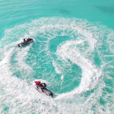 Providing water sports and leisure facilities in the Maldives resorts since 2006 | Water sports operator at Hideaway Beach Resort & Spa #dbwmaldives