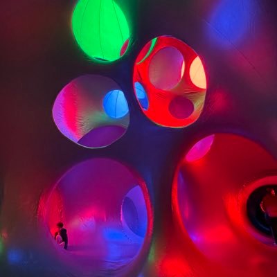 yeyin_he's profile picture. 