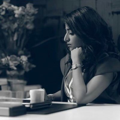 Matvahemena9's profile picture. اتمنـى اشد على يدگ طول الوقت احس بدفـى يدگ و اشوف ابتسامتگ واتأمل عيونگ وقت طويل امنيه بسيطه مليانه فيگ ...