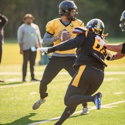 TIGHT END | EDGE @TJCFOOTBALL || 6’3 240 3 Years of eligibility . D1 Bounceback . || For Recruitment inquiries: cell (470)214-7941 || #JUCOPRODUCT