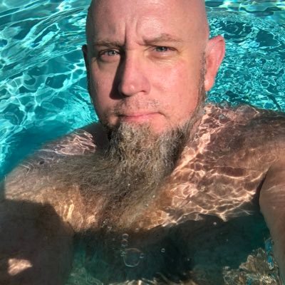 I don't have many naturist friends in real life, so let's try to make some in this virtual life. 53 year old father. I've always loved being naked in nature.