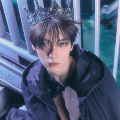 _sunkiss0506_'s profile picture. TXT ft. BTS, Hiyyih, Zhang hao, Lesserafim & NewJeans