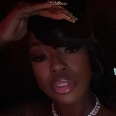 NEW TWITTER🚨. Mz mostHated 🔥🥵#divaMADE™️ divafied💅🏾 MUA & BRAND AMBASSADOR 🛍muni4president DADIVA4sho #rapper