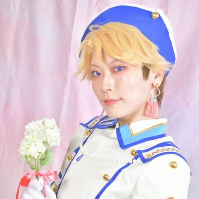 20⬆コスプレ楽しいマン！ジャンル雑多(特にあんスタ原神fgo🌈🕒勉強中) 
始めたてTikTok https://t.co/maiNLUKKLR