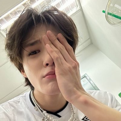 ihrtljn's profile picture. si #제노 ang icing sa ibabaw ng cupcake ko‼️